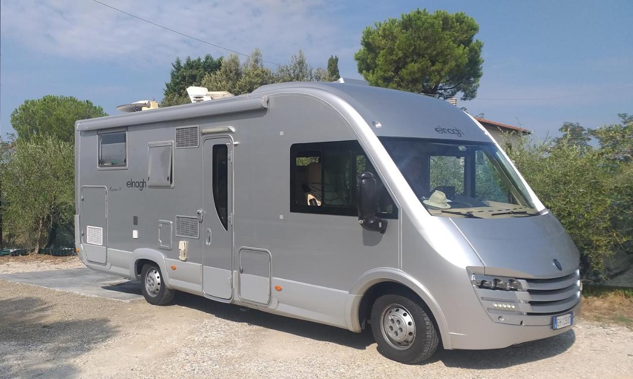 Agricamping Poggio Ai Pini Wine Camping Certaldo Extérieur photo